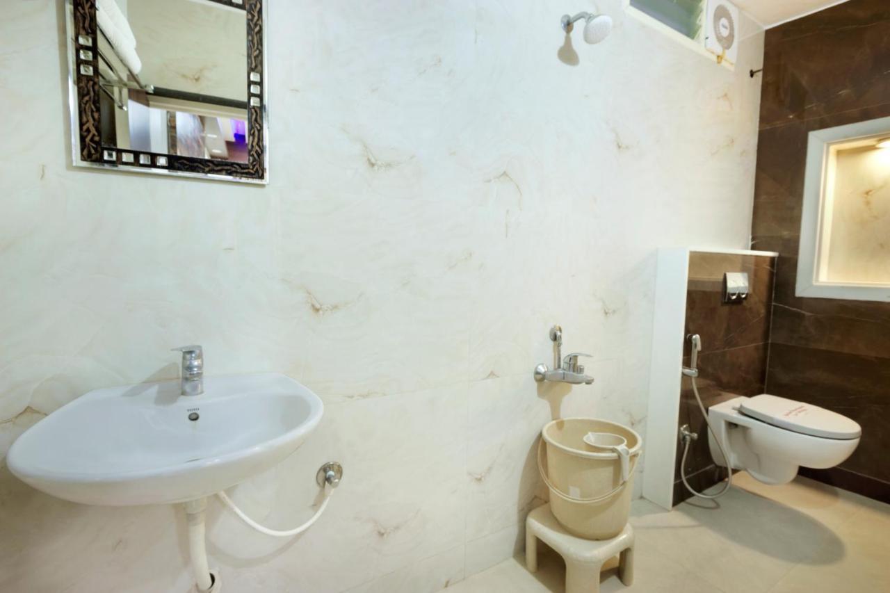 מייזור Mannars Deluxe Lodge מראה חיצוני תמונה