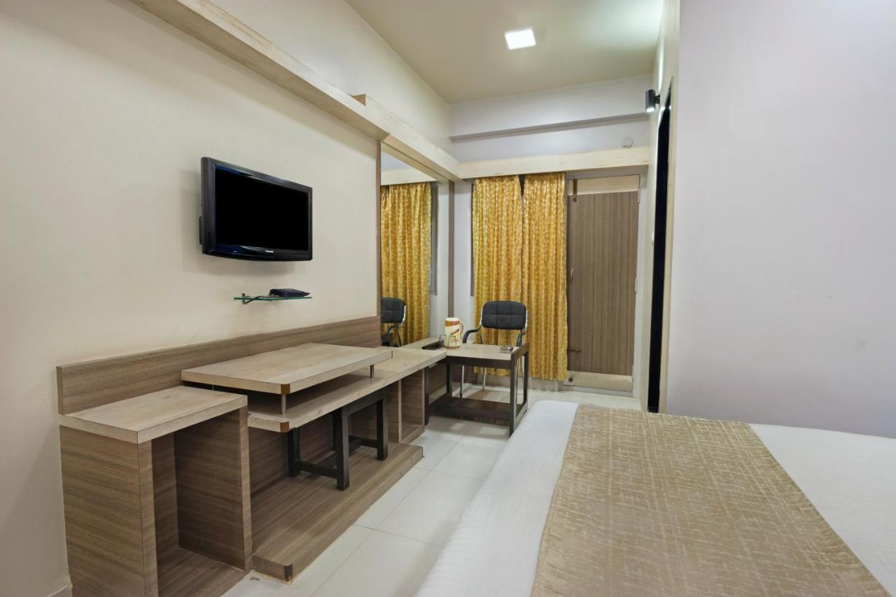מייזור Mannars Deluxe Lodge מראה חיצוני תמונה