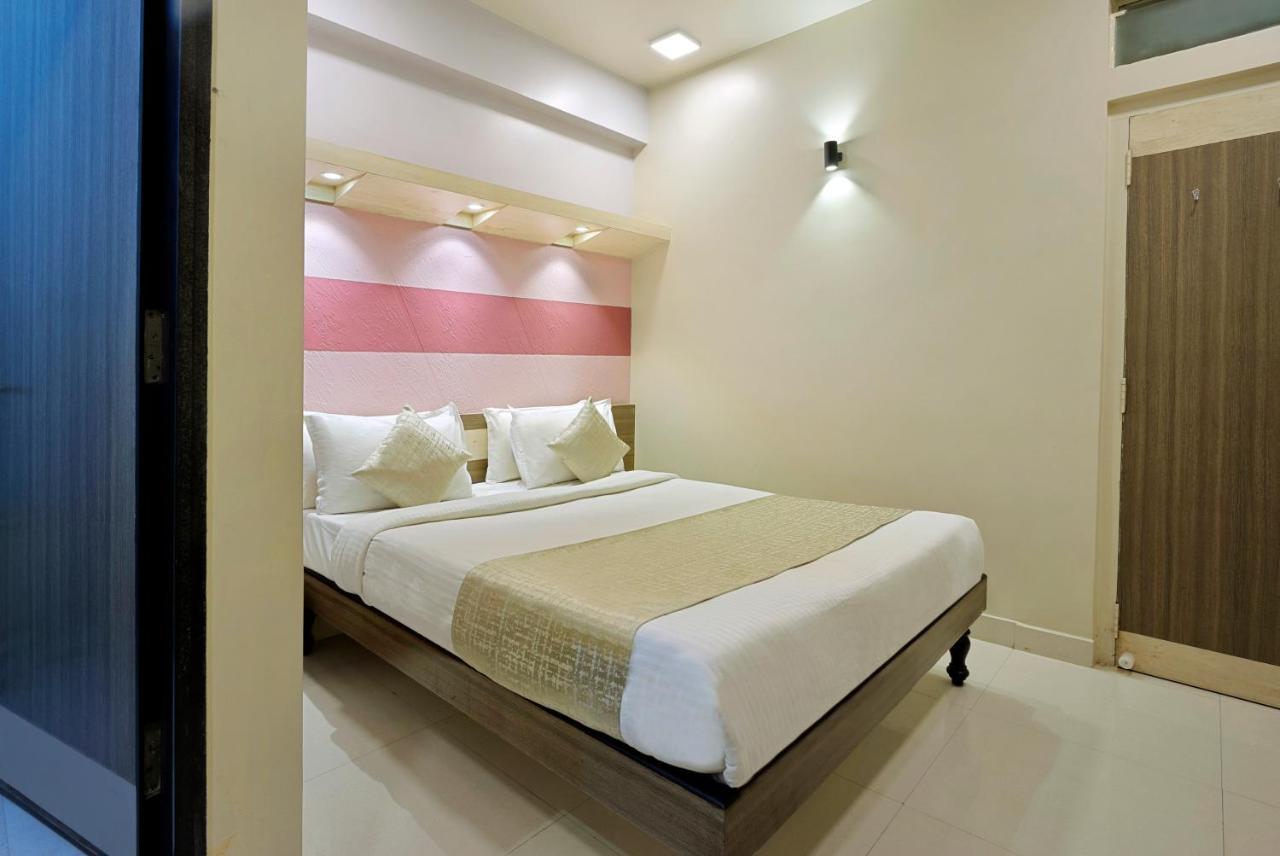 מייזור Mannars Deluxe Lodge מראה חיצוני תמונה