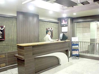 מייזור Mannars Deluxe Lodge מראה חיצוני תמונה