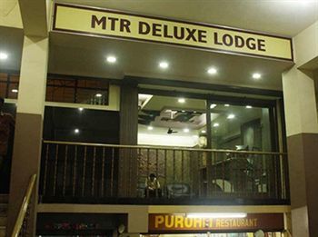 מייזור Mannars Deluxe Lodge מראה חיצוני תמונה